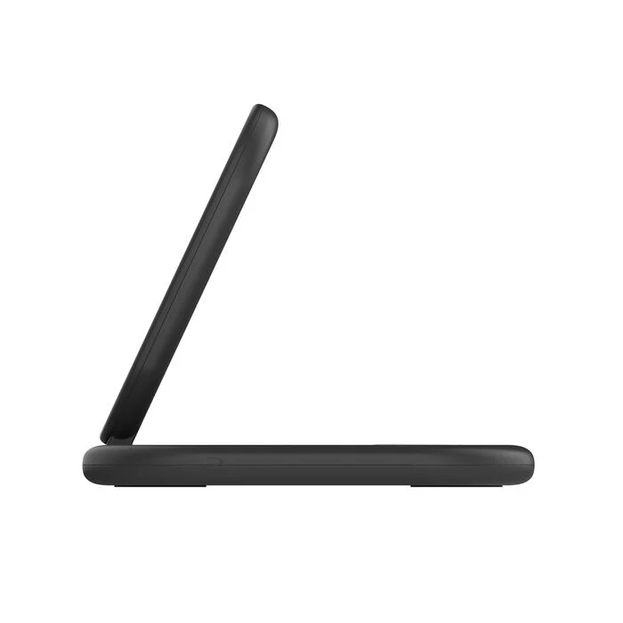 Belkin 3-in-1 Magnetic Foldable Wireless Charger with Qi2 15W - Image 4