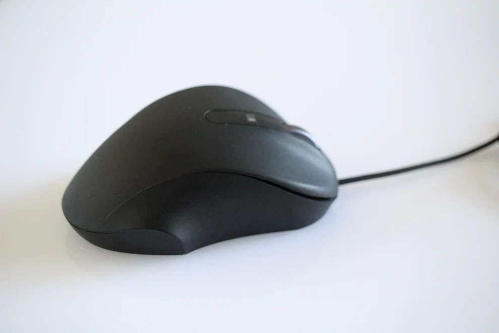 Matias Wired PBT Mouse - Black - Image 4