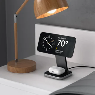 Satechi 2-in-1 Foldable Qi2 Wireless Charging Stand - Image 10